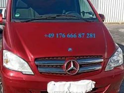 Rot Gebraucht 2011 Mercedes Vito Van / Kleinbus | 13.380 €