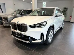 Weiß Neu 2025 BMW iX1 xLine SUV | 55.349 € (Fairer Preis)