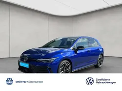 Blau Gebraucht 2025 VW Golf VIII R-line Limousine | 40.950 €