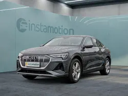 Grau Gebraucht 2021 Audi e-tron S-Line SUV | 27.149 € (Guter Preis)