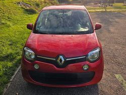 Rot Gebraucht 2015 Renault Twingo Expression Kleinwagen | 6.750 € (Fairer Preis)