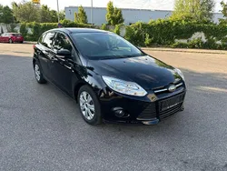 Schwarz Gebraucht 2012 Ford Focus Trend Limousine | 3.999 € (Guter Preis)