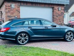Grau Gebraucht 2014 Mercedes CLS500 Shooting Brake Kombi | 23.900 € (Superpreis)