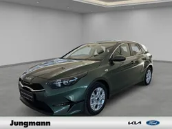 (exg) experience green m Gebraucht 2025 Kia Ceed Vision Limousine | 23.990 € (Superpreis)