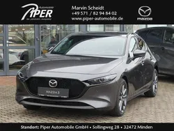 Grau Neu 2025 Mazda 3 Exclusive-Line Limousine | 30.990 € (Etwas zu teuer)
