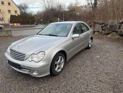 Silber Gebraucht 2005 Mercedes C200 Elegance Limousine | 5.250 € (Fairer Preis)