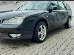 Schwarz Gebraucht 2006 Ford Mondeo Kombi | 1.350 €
