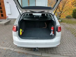 Weiß Gebraucht 2016 VW Golf VII Comfortline Limousine | 9.490 € (Superpreis)