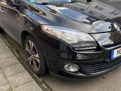 Grau Gebraucht 2012 Renault Mégane III Limousine | 2.900 € (Guter Preis)