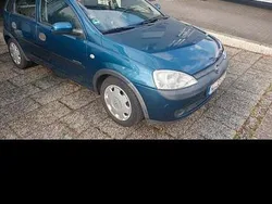 Grün Gebraucht 2001 Opel Corsa Kombi | 800 € (Guter Preis)