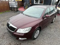 Rot Gebraucht 2012 Skoda Octavia Kombi | 2.250 € (Superpreis)