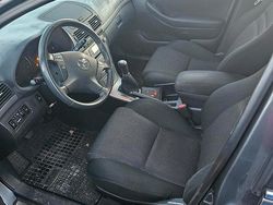 Grau Gebraucht 2007 Toyota Avensis Limousine | 4.000 € (Fairer Preis)