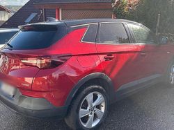 Rot Gebraucht 2018 Opel Grandland X SUV | 10.500 € (Fairer Preis)