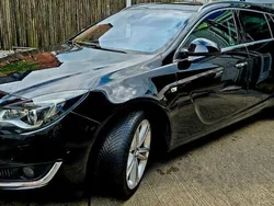 Schwarz Gebraucht 2016 Opel Insignia Sport Kombi | 10.900 € (Guter Preis)