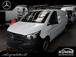 Weiß Gebraucht 2024 Mercedes Vito Van / Kleinbus | 30.950 € (Guter Preis)