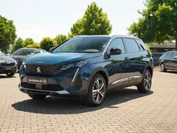 Lackierung blau celebes/metallic klarlack Gebraucht 2020 Peugeot 5008 Allure Van / Kleinbus | 23.889 € (Guter Preis)