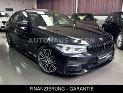 Schwarz Gebraucht 2018 BMW 520 M Sport Limousine | 34.700 €