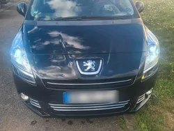 Schwarz Gebraucht 2013 Peugeot 5008 Van / Kleinbus | 4.200 € (Superpreis)