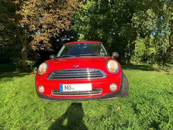 Rot Gebraucht 2009 Mini ONE Kleinwagen | 3.950 € (Fairer Preis)