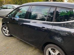 Schwarz Gebraucht 2014 Opel Zafira Tourer Innovation Van / Kleinbus | 7.500 € (Fairer Preis)