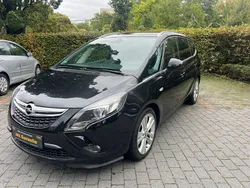 Schwarz Gebraucht 2012 Opel Zafira Tourer Van / Kleinbus | 8.900 € (Fairer Preis)
