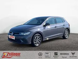 Grau Gebraucht 2024 VW Polo IQ Drive Limousine | 19.810 € (Guter Preis)