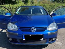 Blau Gebraucht 2004 VW Golf IV Trendline Limousine | 2.990 € (Fairer Preis)