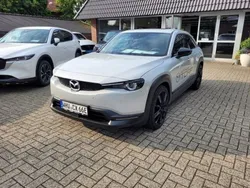 Weiß metallic Gebraucht 2023 Mazda MX30 SUV | 24.990 €