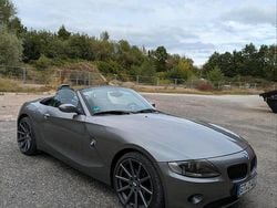 Grau Gebraucht 2005 BMW Z4 Cabrio | 7.200 €