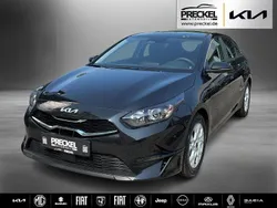 Schwarz Neu 2025 Kia Ceed Limousine | 22.650 € (Guter Preis)