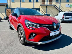 Rot Gebraucht 2022 Renault Captur Techno SUV | 21.099 € (Fairer Preis)