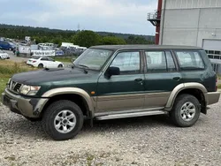 Grün Gebraucht 2001 Nissan Patrol SUV | 5.850 €