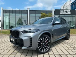 Grau Gebraucht 2025 BMW X5 M Sport SUV | 97.990 € (Superpreis)