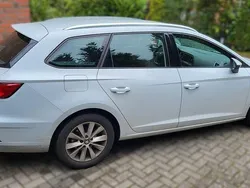 Weiß Gebraucht 2017 Seat Leon ST Ecomotive Kombi | 12.000 € (Guter Preis)