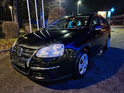 Schwarz Gebraucht 2007 VW Golf V Trendline Kombi | 850 € (Superpreis)