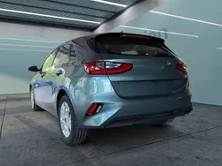Grau Neu 2024 Kia Ceed Vision Kleinwagen | 22.849 € (Superpreis)