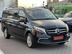 Schwarz Gebraucht 2020 Mercedes V300 Avantgarde Van / Kleinbus | 45.880 €