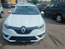 Weiß Gebraucht 2019 Renault Mégane IV Business Limousine | 8.400 € (Guter Preis)