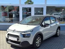 Sandbeige/dach onyxschwarz Gebraucht 2021 Citroën C3 Feel Kleinwagen | 10.300 € (Fairer Preis)