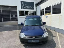 Blau Gebraucht 2010 Opel Combo Van / Kleinbus | 3.900 € (Teuer)
