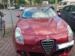 Rot Gebraucht 2010 Alfa Romeo Giulietta Kleinwagen | 5.000 € (Fairer Preis)