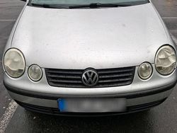 Grau Gebraucht 2003 VW Polo Kleinwagen | 1.150 € (Fairer Preis)