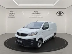 Weiss Gebraucht 2022 Fiat Scudo Van / Kleinbus | 18.490 € (Guter Preis)