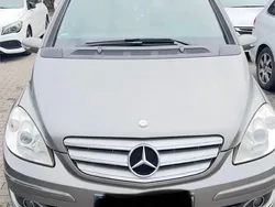 Grau Gebraucht 2007 Mercedes B200 Van / Kleinbus | 1.500 € (Superpreis)