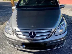Gold Gebraucht 2007 Mercedes B180 Van / Kleinbus | 2.000 € (Superpreis)