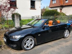 Schwarz Gebraucht 2007 BMW 325 Cabriolet Cabrio | 16.500 €