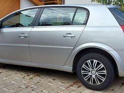 Silber Gebraucht 2006 Opel Signum Edition Kombi | 3.000 € (Etwas zu teuer)