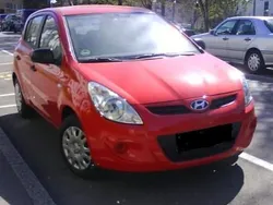 Rot Gebraucht 2011 Hyundai i20 Kleinwagen | 5.750 € (Etwas zu teuer)