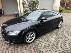 Schwarz Gebraucht 2010 Audi TT Roadster Design Cabrio | 11.111 € (Fairer Preis)