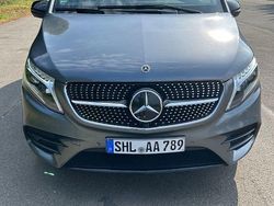 Grau Gebraucht 2022 Mercedes V300 Edition Van / Kleinbus | 50.900 € (Superpreis)